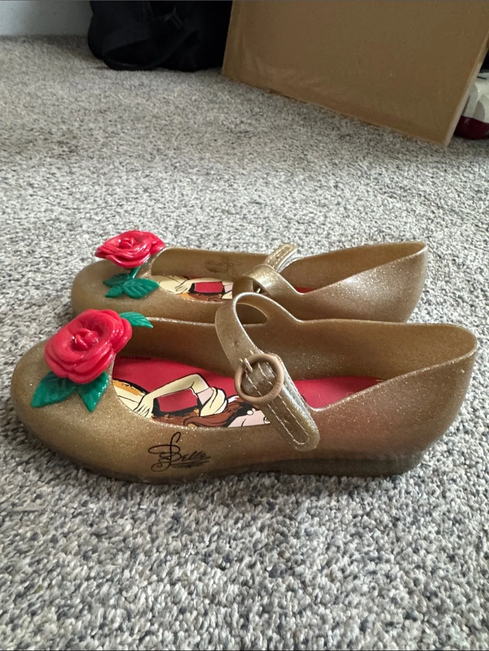 Mini Melissa gold glitter